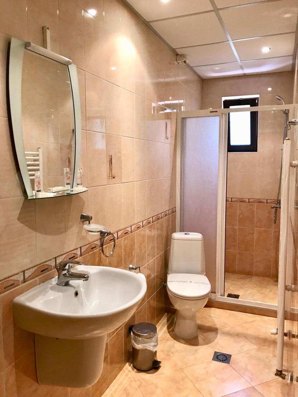 Daf Trans Hotel Пештера Экстерьер фото
