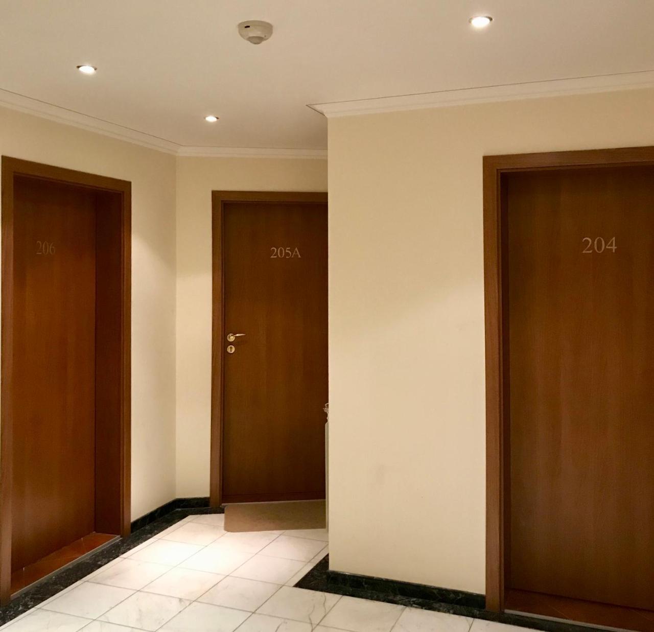 Daf Trans Hotel Пештера Экстерьер фото